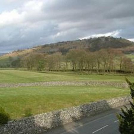 5 Star Cottage On The Green With Log Burner - Dog Friendly 오스트윅 외부 사진