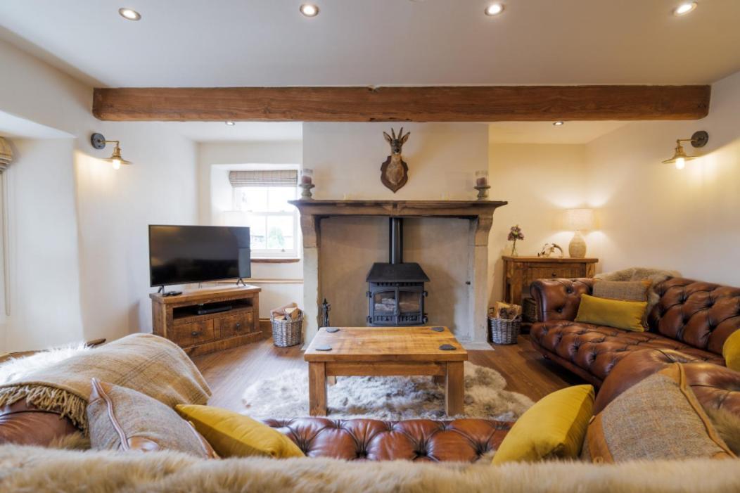 5 Star Cottage On The Green With Log Burner - Dog Friendly 오스트윅 외부 사진