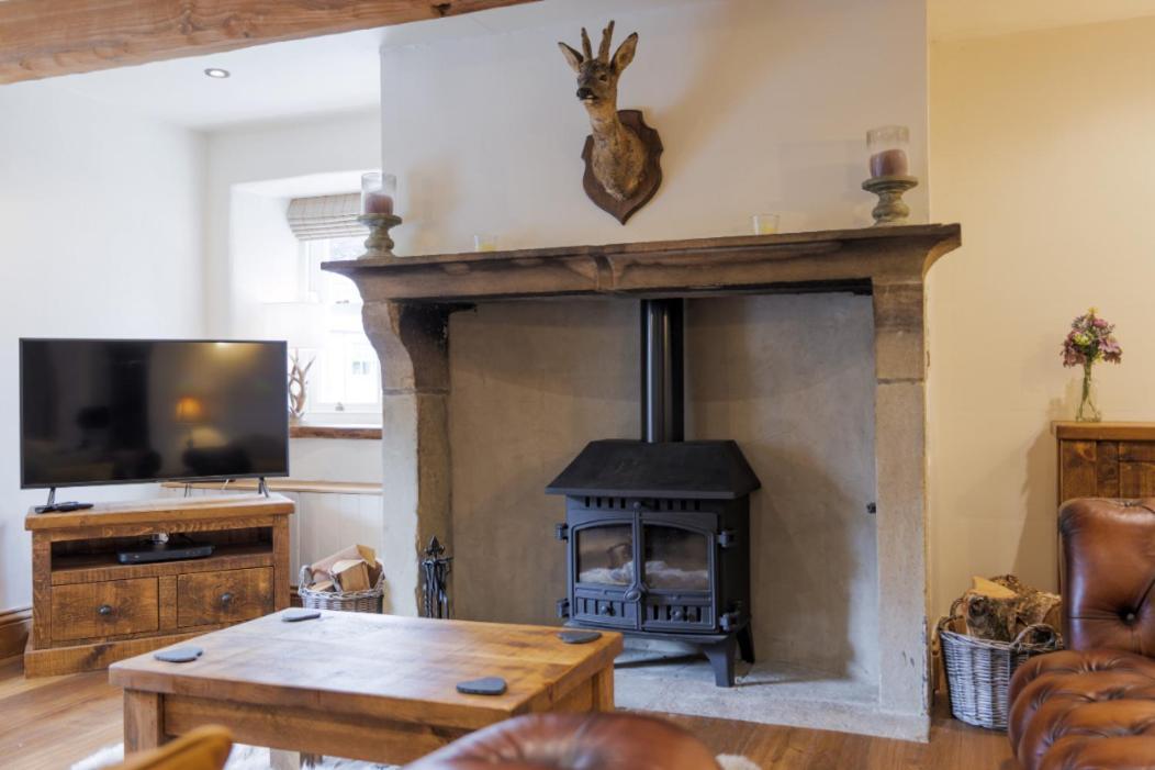 5 Star Cottage On The Green With Log Burner - Dog Friendly 오스트윅 외부 사진