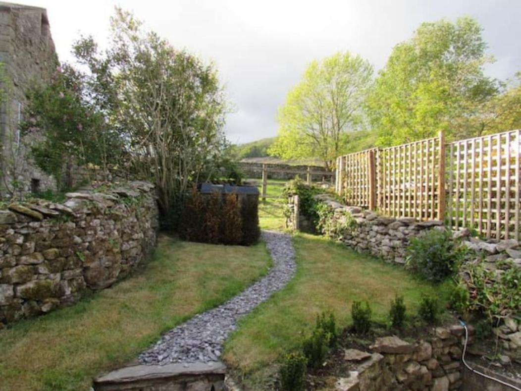 5 Star Cottage On The Green With Log Burner - Dog Friendly 오스트윅 외부 사진