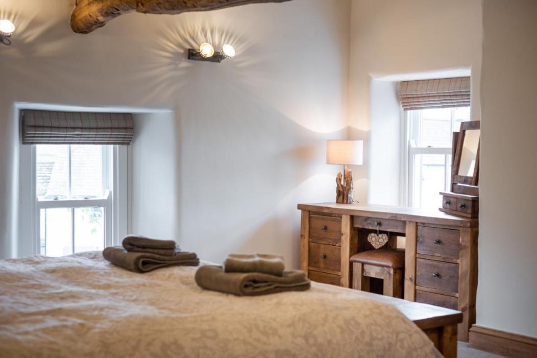 5 Star Cottage On The Green With Log Burner - Dog Friendly 오스트윅 외부 사진