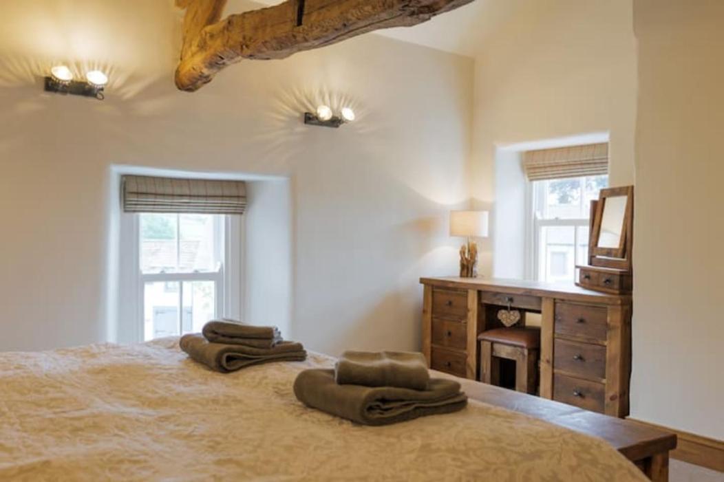 5 Star Cottage On The Green With Log Burner - Dog Friendly 오스트윅 외부 사진