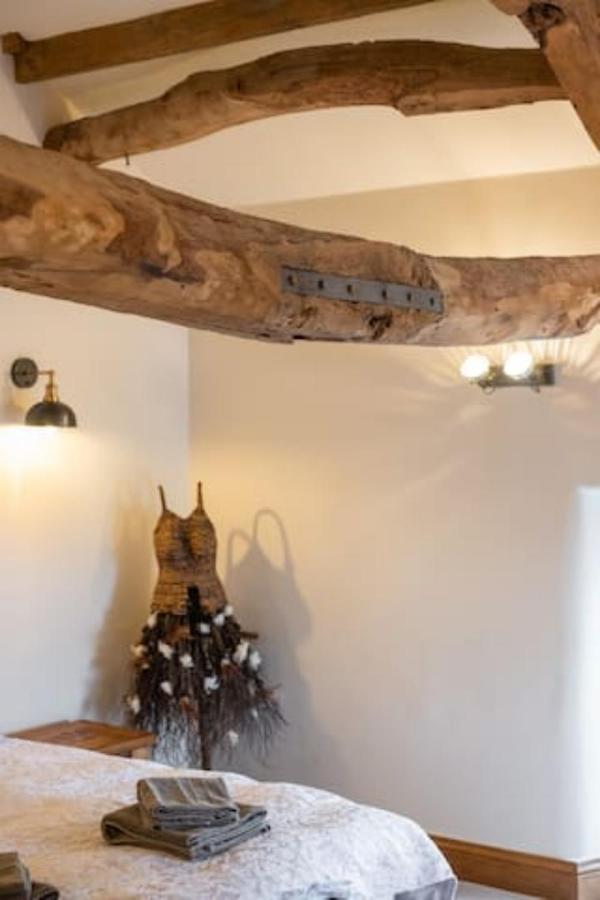 5 Star Cottage On The Green With Log Burner - Dog Friendly 오스트윅 외부 사진