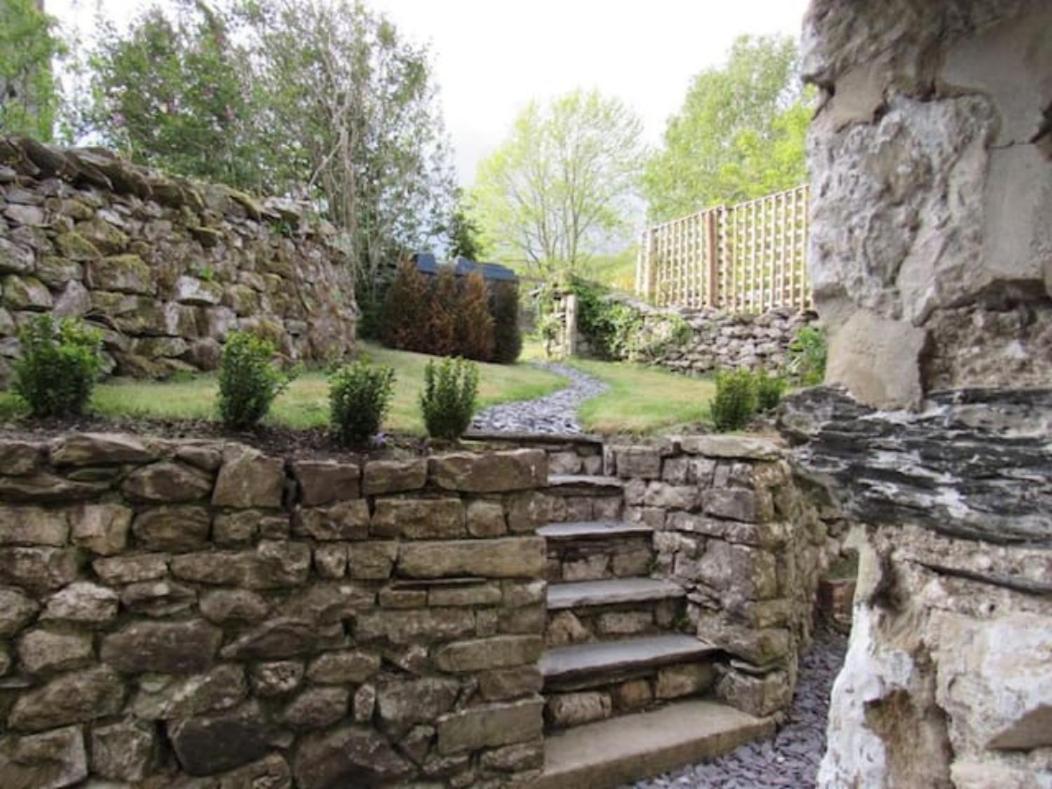 5 Star Cottage On The Green With Log Burner - Dog Friendly 오스트윅 외부 사진